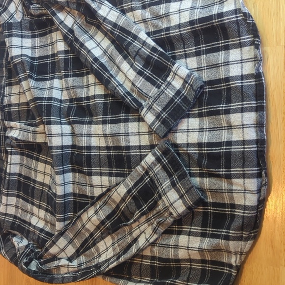 LL Bean Slightly Fitted Plaid Flannel Long Sleeve Button Up 100% Cotton - Picture 7 of 10
